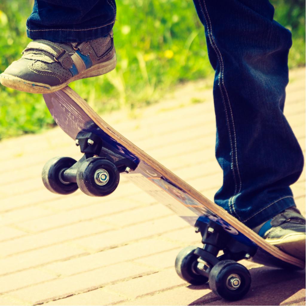 Skateboard Tricks - Learn How to Play Skateboard 